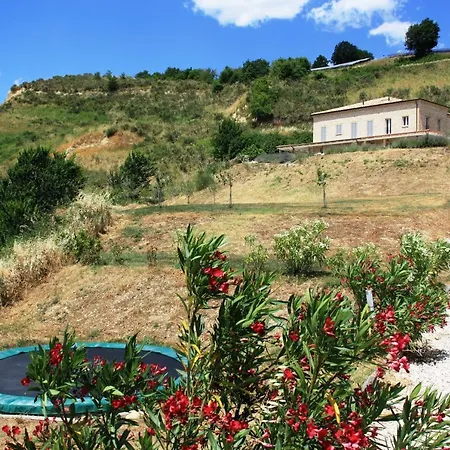Monte Calvo Vista Mare Апартаменты *